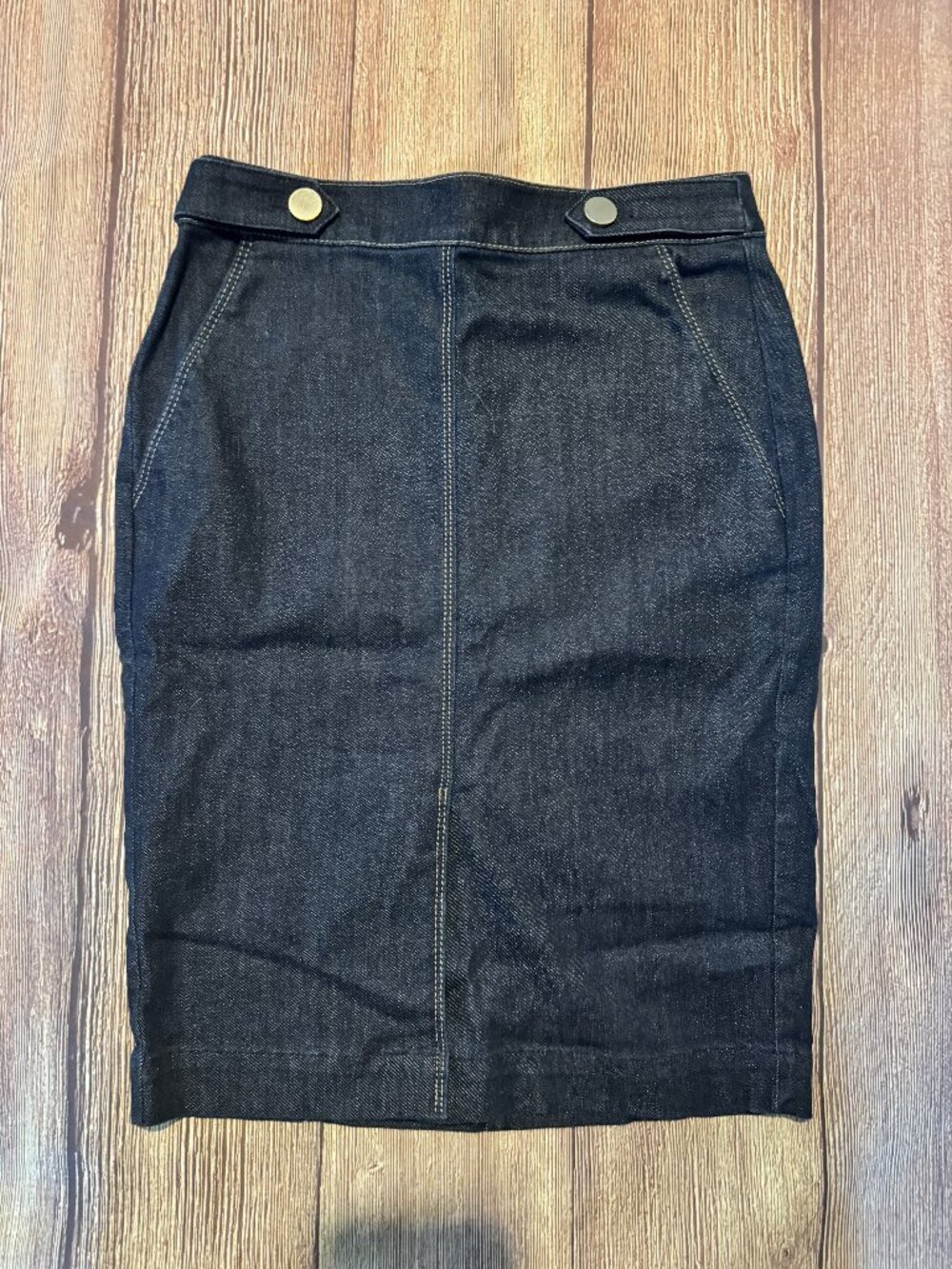 Ann Taylor Demin Straight Skirt Size 2 EUC